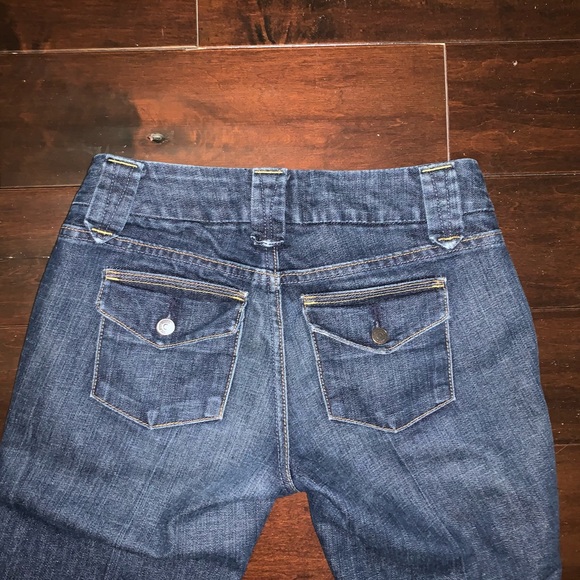 Gap Jeans size 2 Original Long and Lean Excellent pre owned condition. - Picture 2 of 6